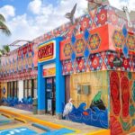 EL OXXO MÁS HERMOSO DE MÉXICO ES INSPIRADO EN LA CULTURA WIXÁRIKA