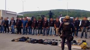 En Michoacán 38 hombres detenidos en campo de adiestramiento vinculado con La Luz del Mundo
