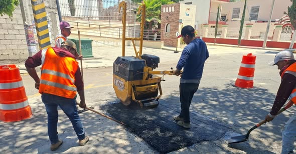Gobierno de Tehuacán intensifica jornadas de bacheo ante deterioro ocasionado por fuertes lluvias