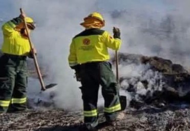 CONTROLAN INCENDIO EN BASURERO DE TEPANCO