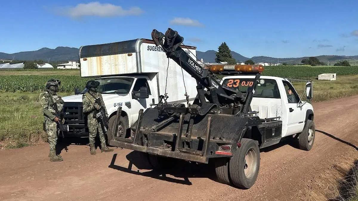 HALLAN EN CHIGNAHUAPAN AUTO ROBADO CON MEDICAMENTOS