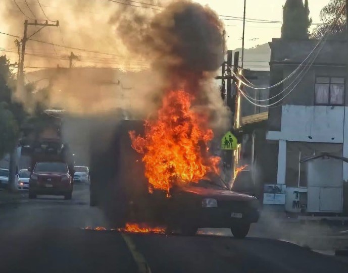 VIOLENCIA DESATA BLOQUEOS EN MICHOACÁN