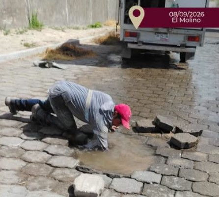 OOSAPAT ATIENDE FUGA DE AGUA EN EL MOLINO