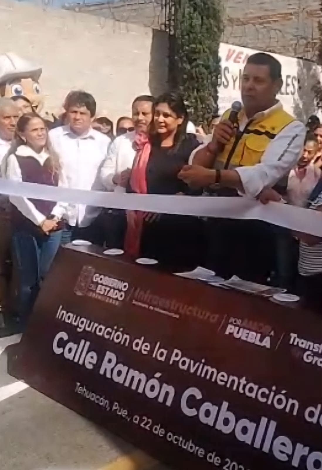 CUESTIONAN PRESENCIA OLGA LUCÍA EN EVENTO DEL GOBERNADOR